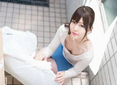 Người phụ nữ hở hang khi đi vứt rác và cái kết đầy bất ngờ