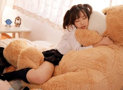 Cơn mưa kéo dài khiến tôi ngập ngừng bước đi
